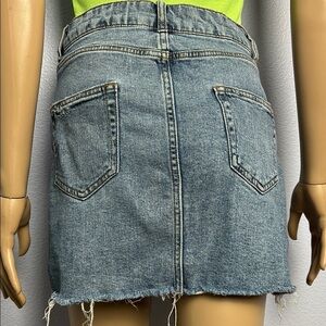 Wild Fable Distressed Whitewashed Denim Blue Mini Skirt Cat Wicker Whitewashed